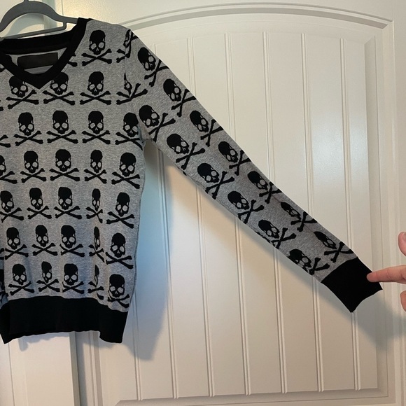 PhilippPlein skull and bones black and grey v neck sweater cotton size small - Picture 9 of 9